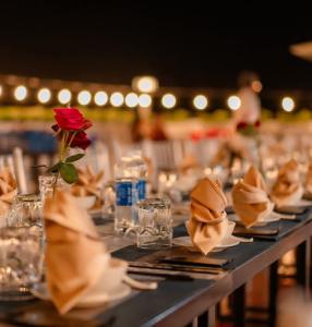 Nh&agrave; h&agrave;ng karaoke 4U2